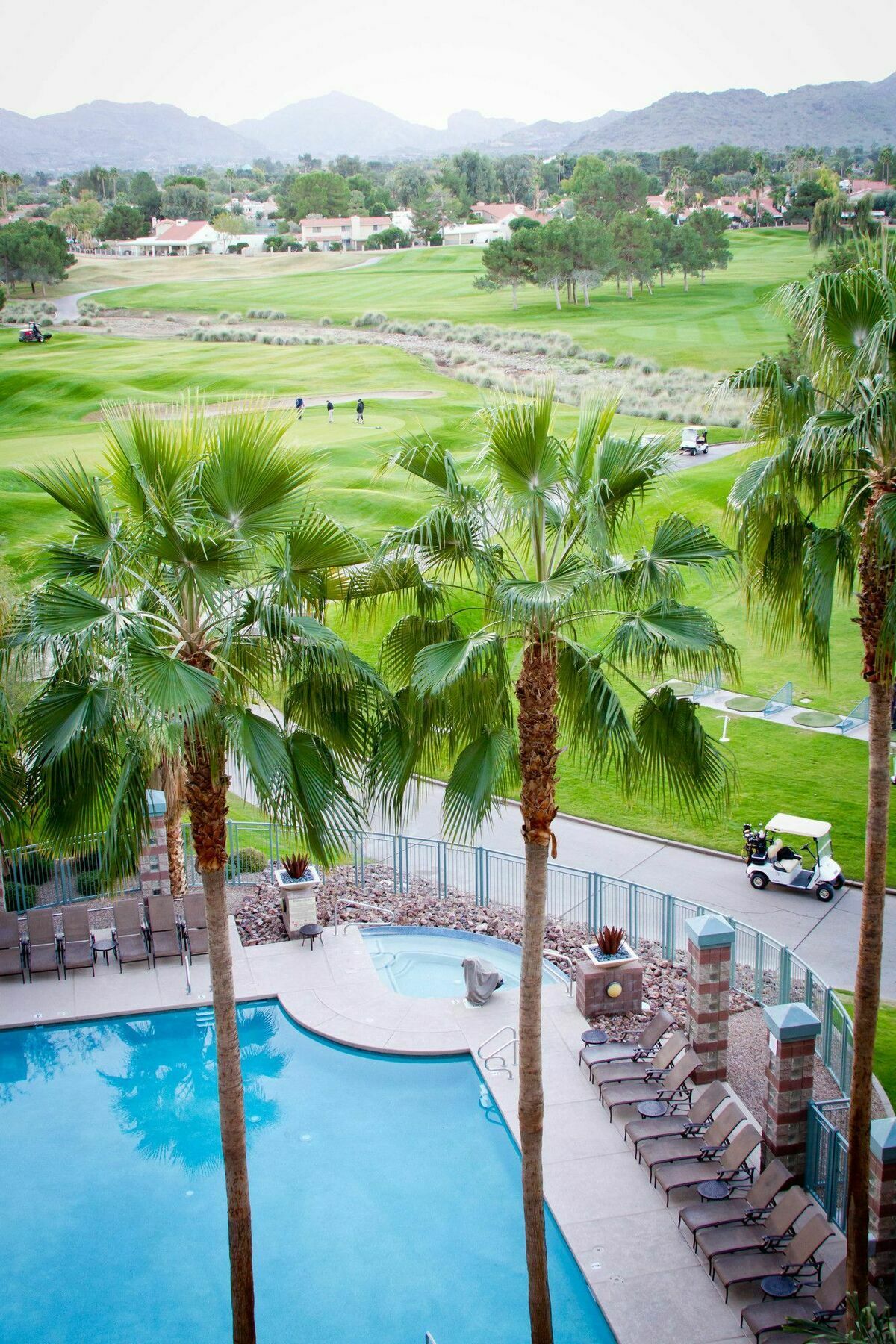 Embassy Suites By Hilton Phoenix Scottsdale Exterior photo